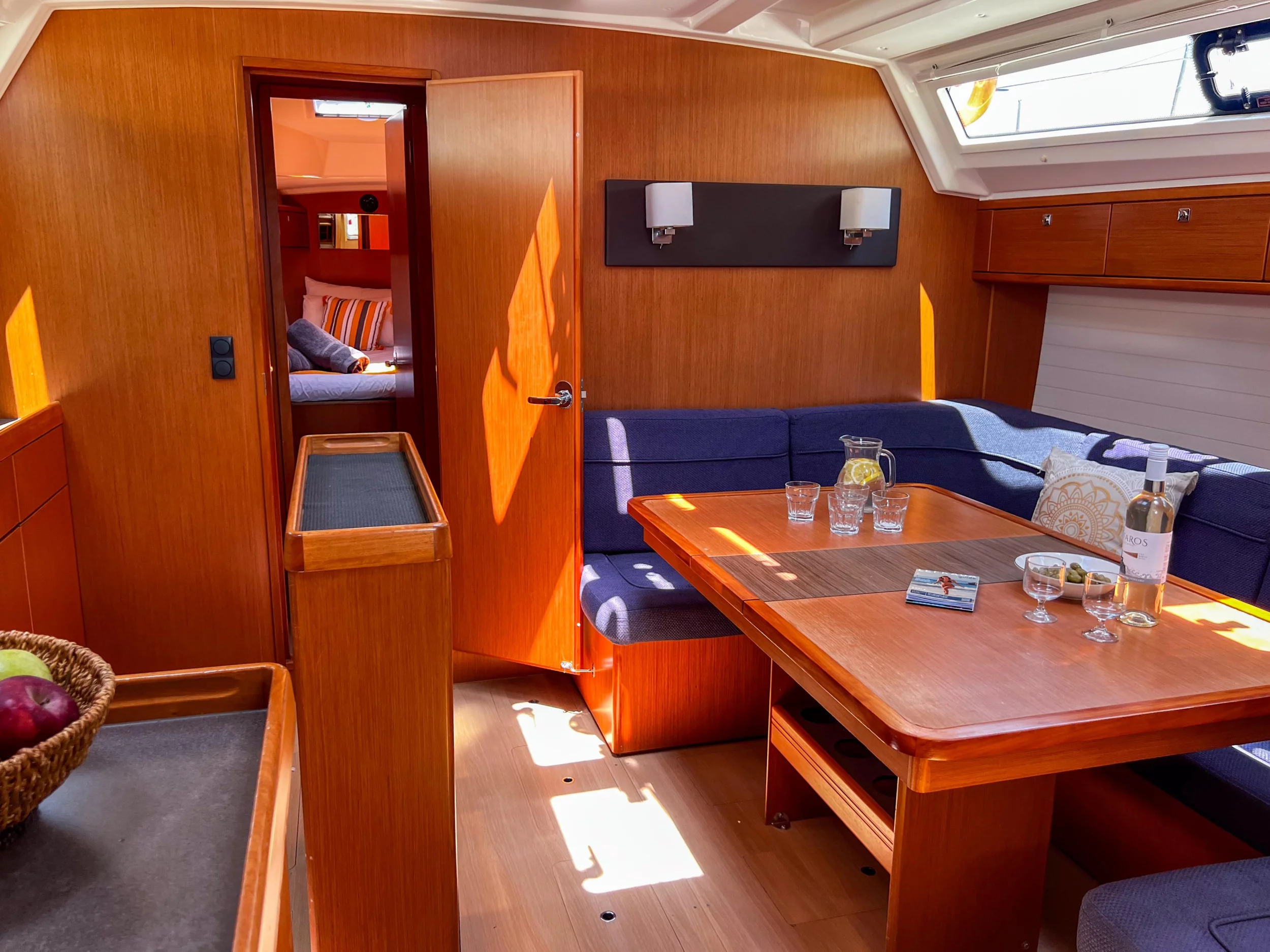 Bavaria 46 Cruiser (WHISKY FOXTROT)  - 1