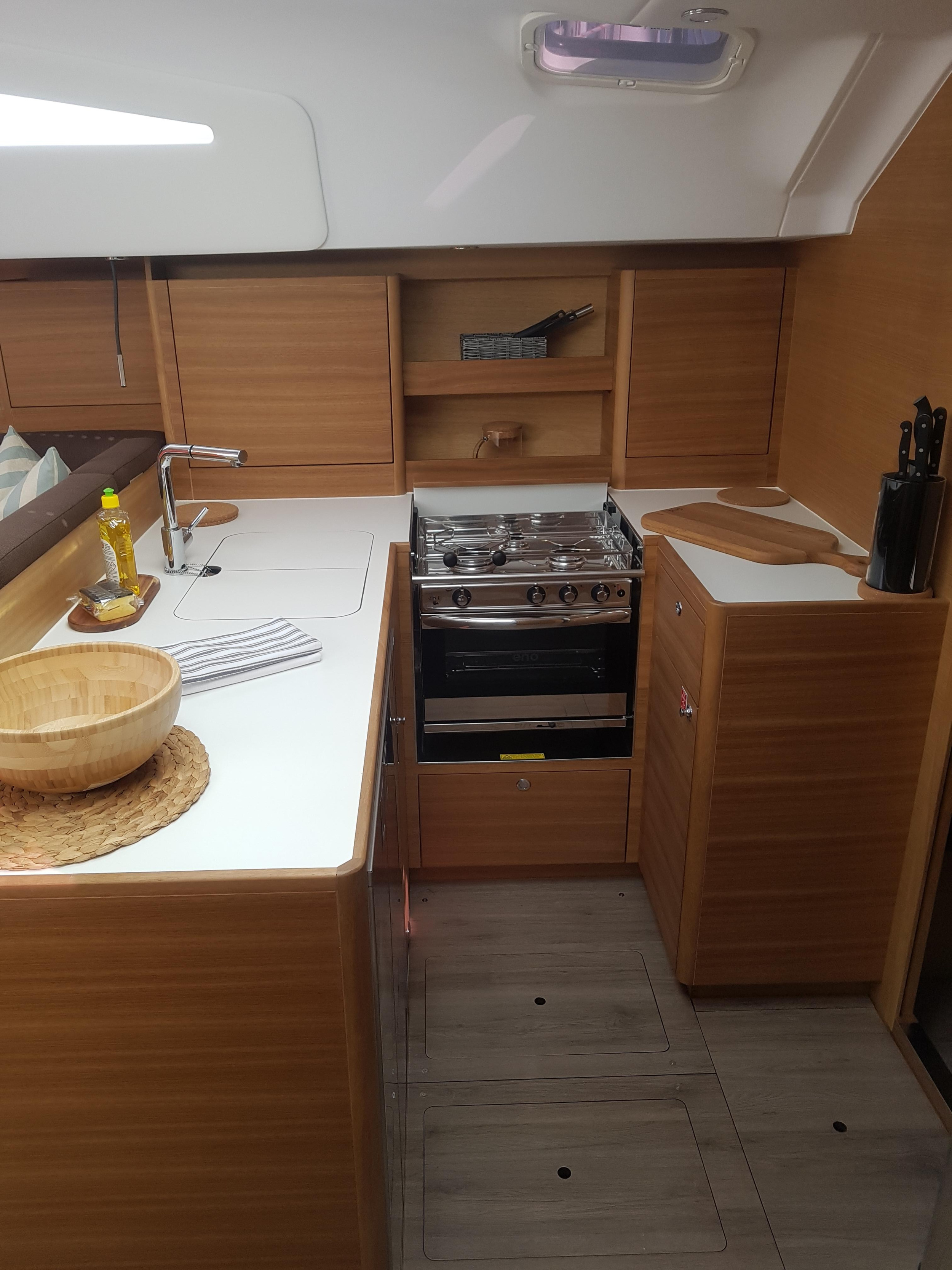 Photo #9 - Elan Impression 50.1 (December) en Pirovac - 20639