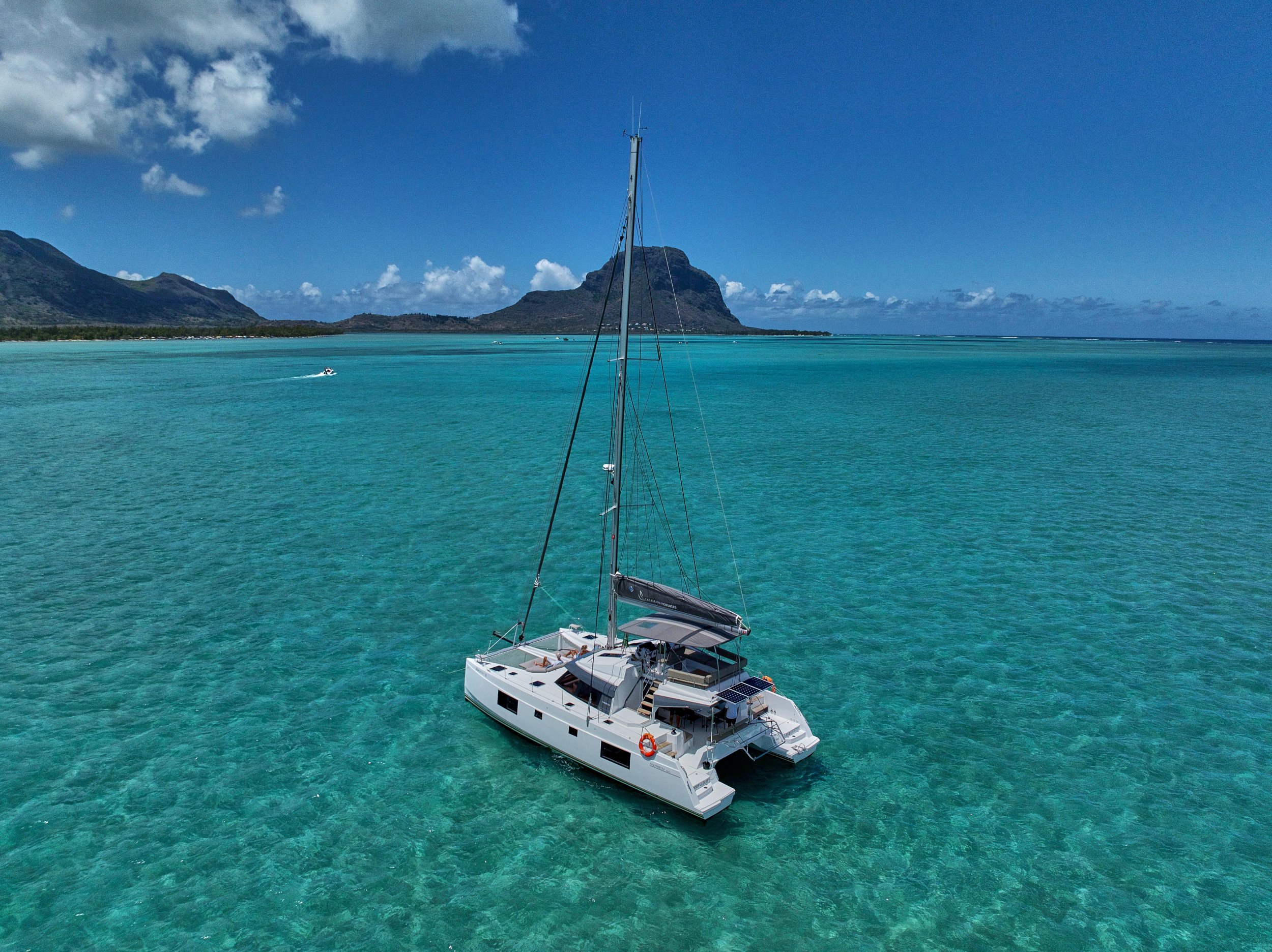 Photo #6 - Nautitech 46 Fly (Sea Spirit III) in La Balise Marina - 16880