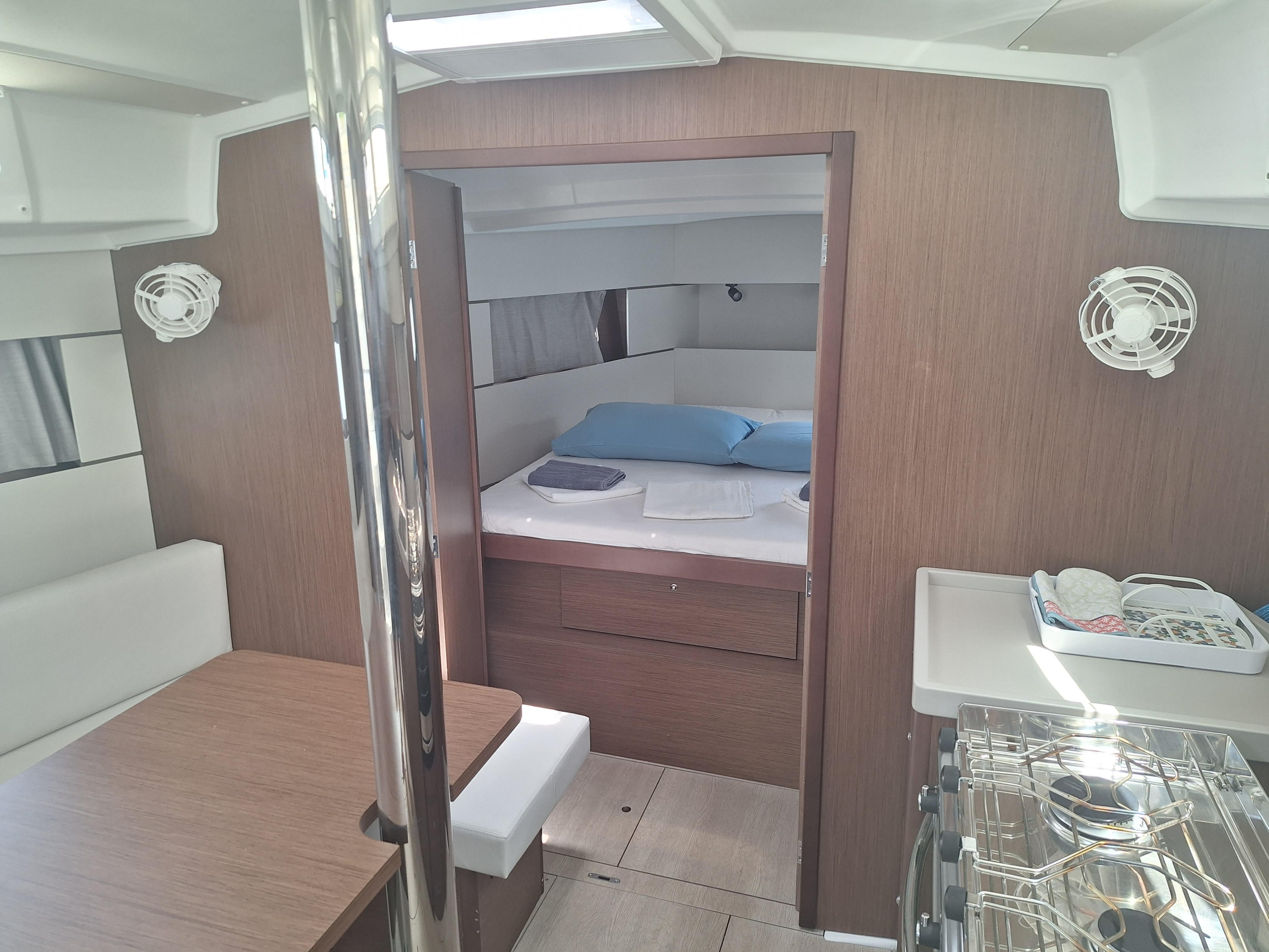 Photo #3 - Oceanis 38.1 (Pura Vida) in Portorosa - 21503