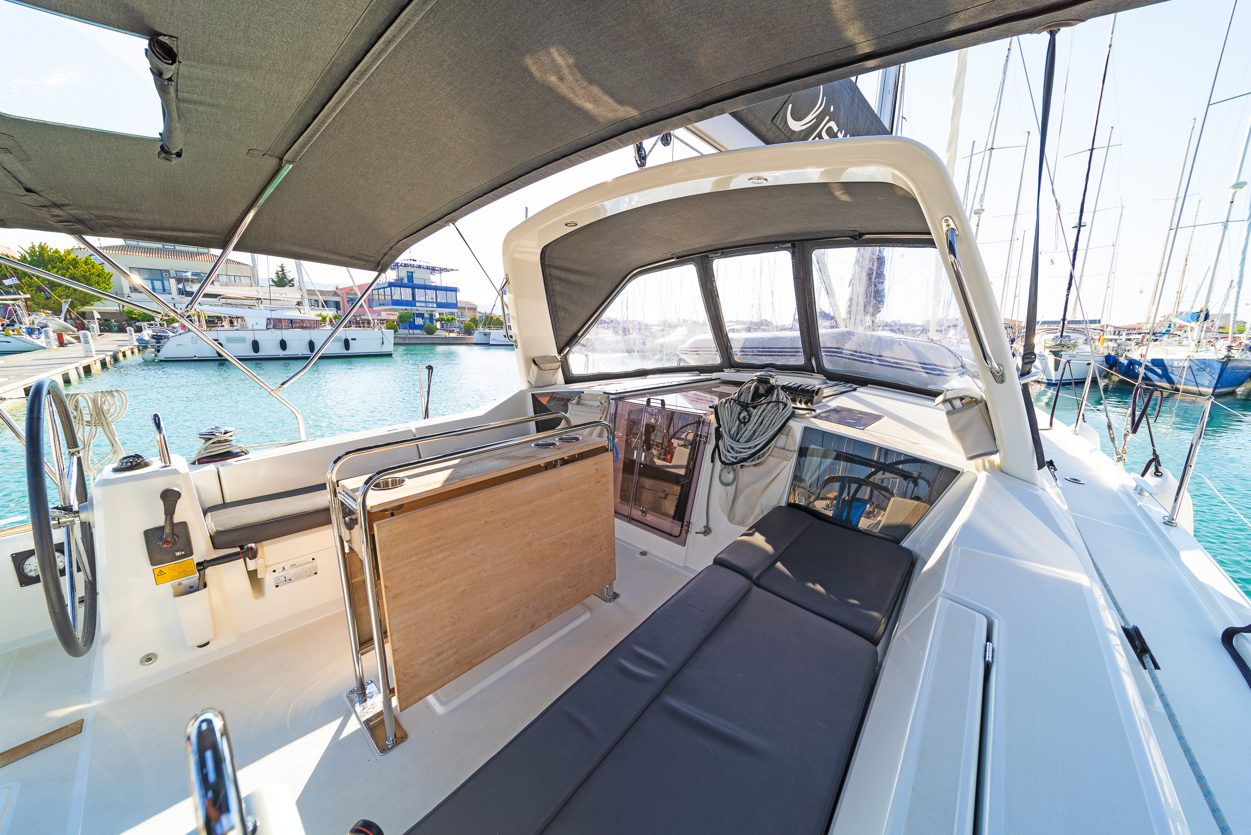 Photo #7 - Oceanis 41.1 (Elena) in Lefkada - 11345