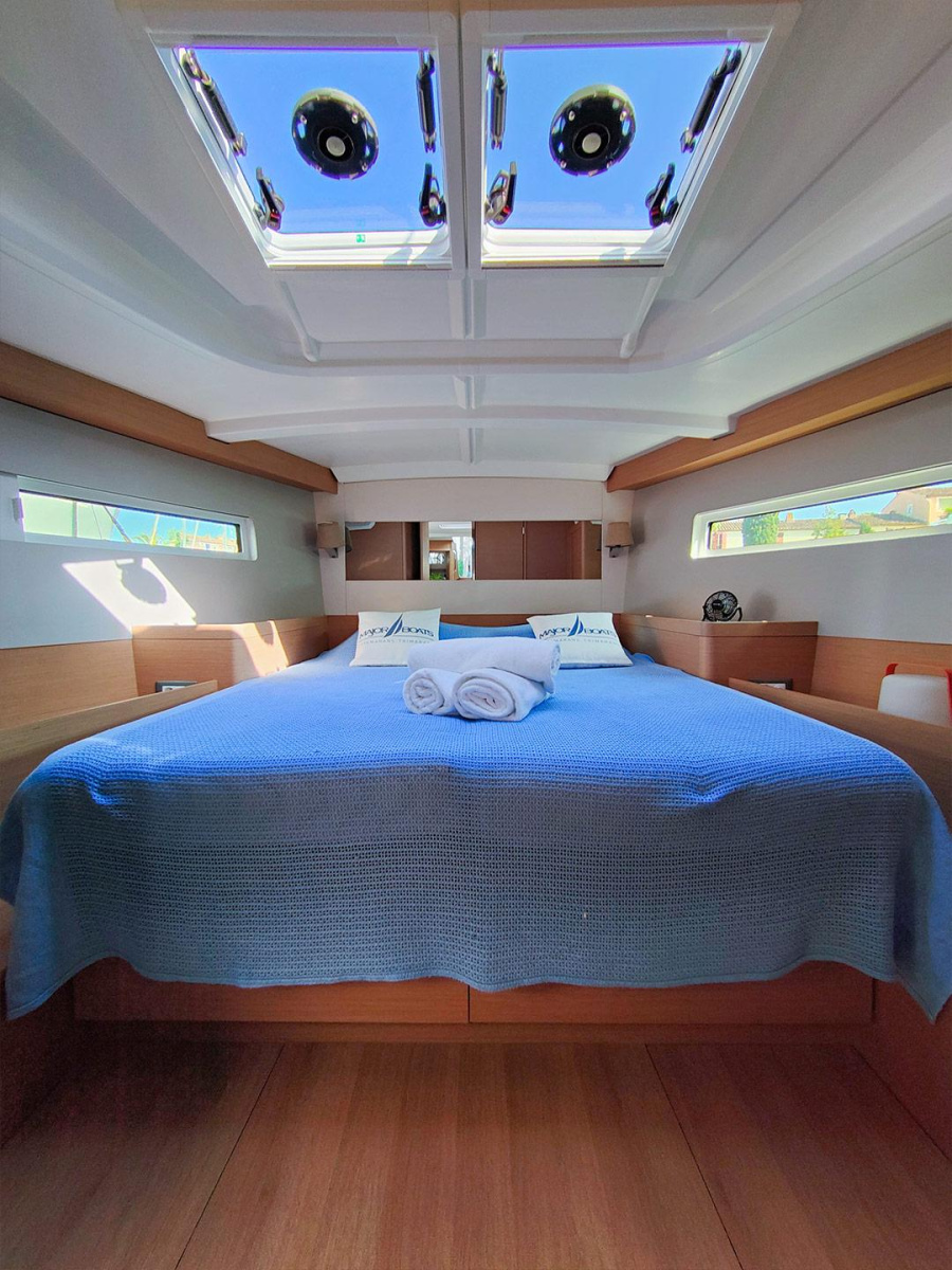 Photo #22 - Sun Odyssey 440 (Ti Punch) in Port Grimaud Sam - 19447