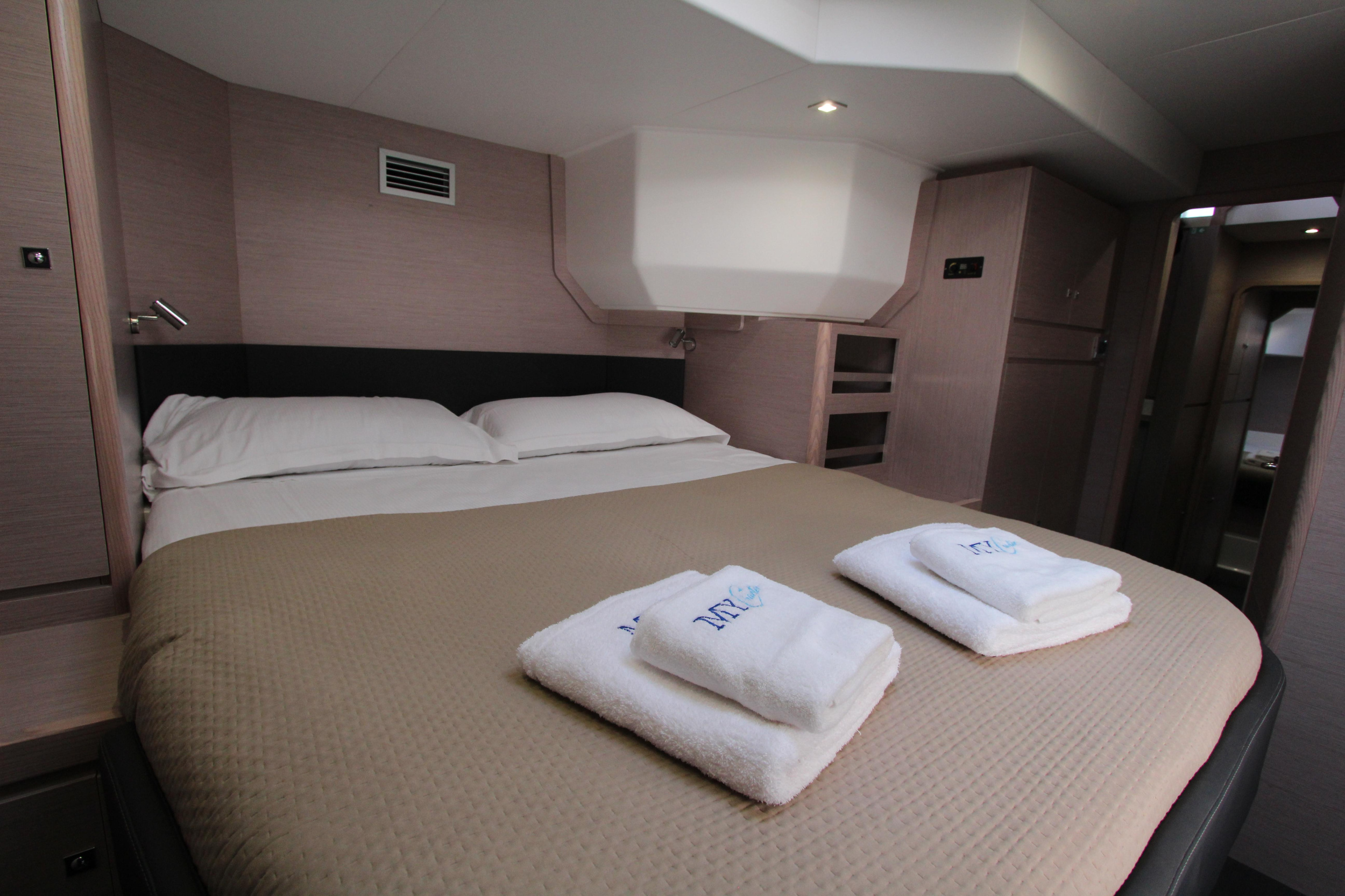 Photo #47 - Dufour Catamaran 48 5c+5h (Lublu) en Nea Moudania - 14538