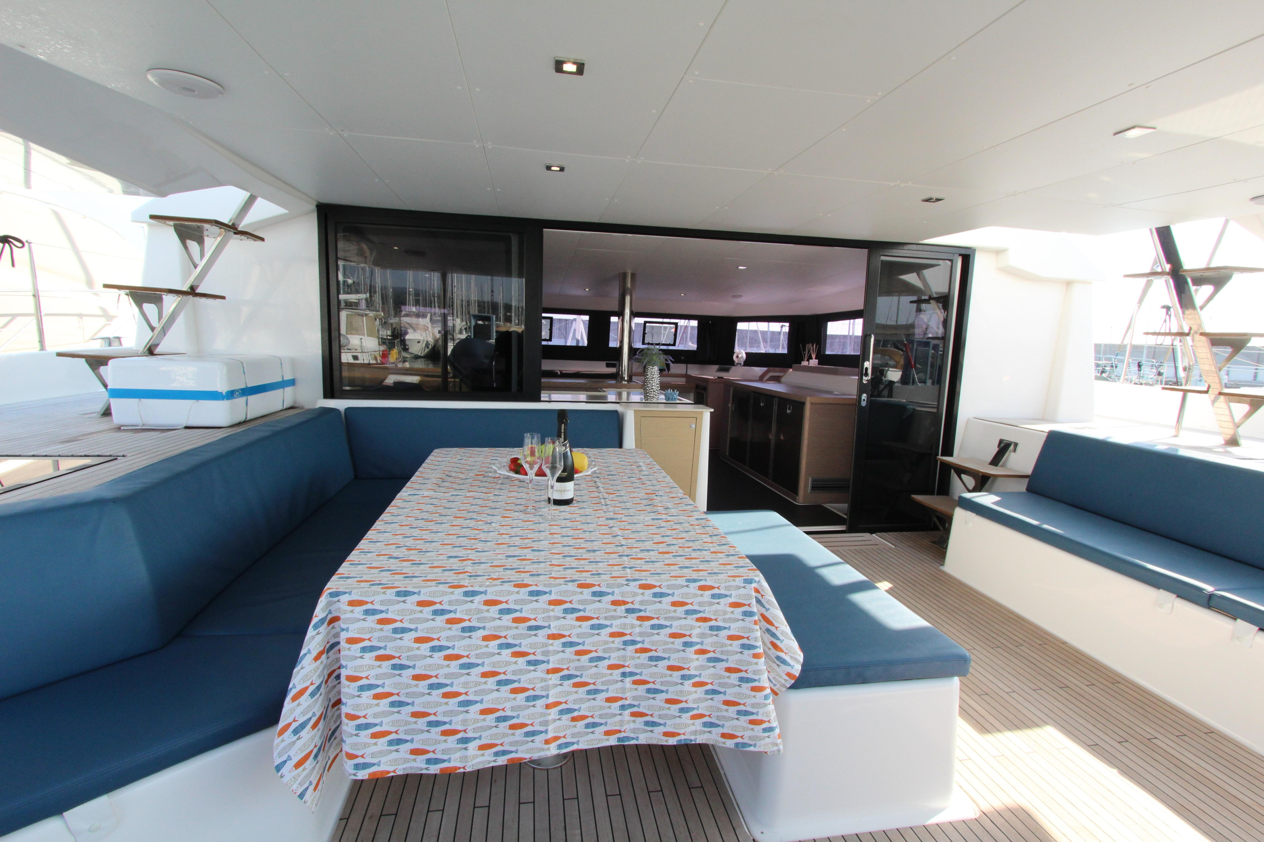 Photo #29 - Dufour Catamaran 48 5c+5h (Lublu) en Nea Moudania - 14538