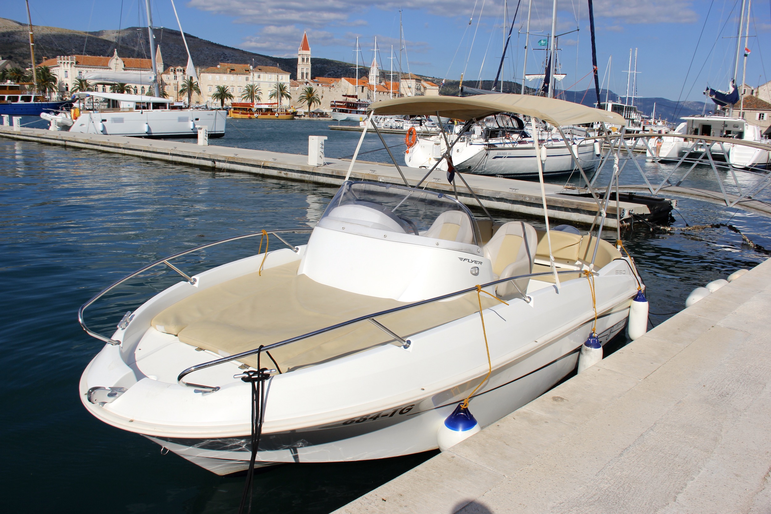 Photo #10 - Beneteau Flyer 550 SD (Beneteau Flyer 550 SUNdeck) in Trogir - 20453