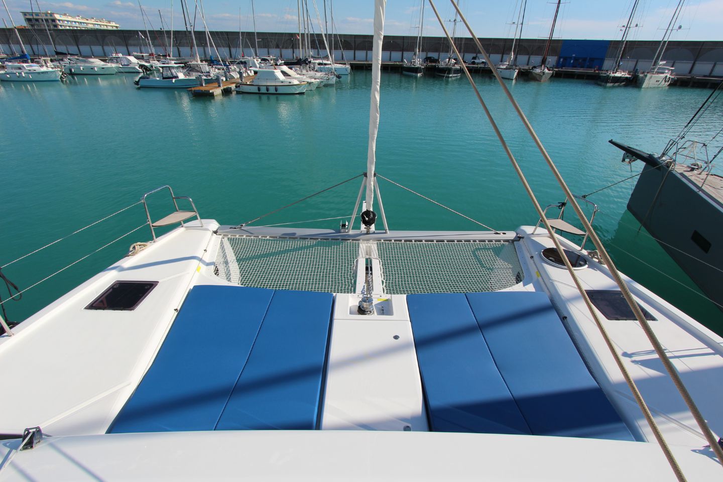 Photo #11 - Dufour Catamaran 48 5c+5h (Stella) en Nea Moudania - 15296