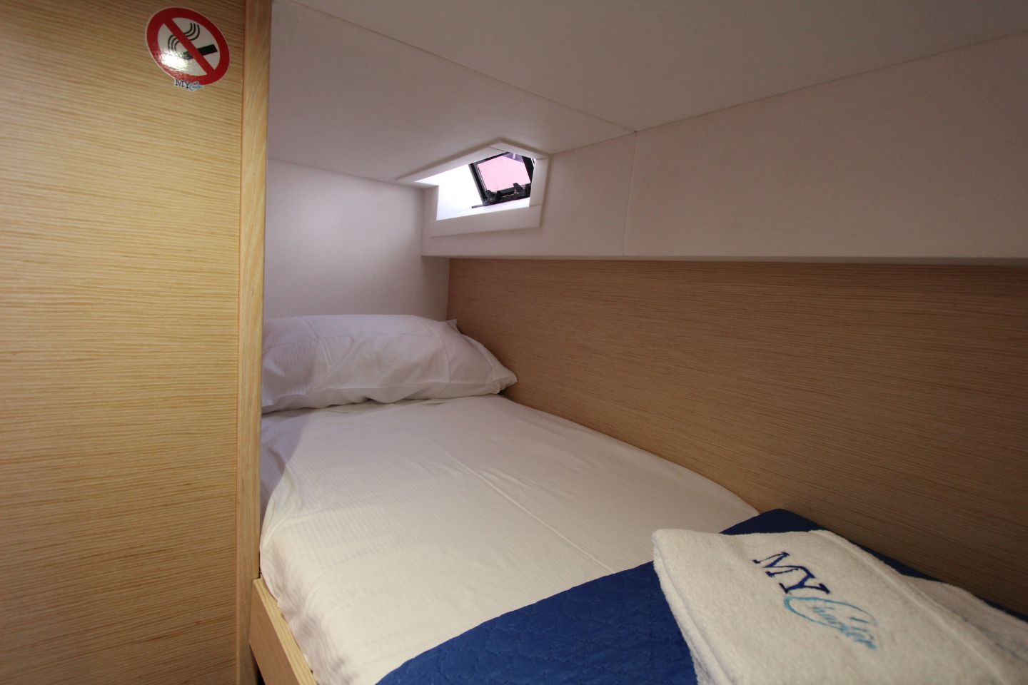 Photo #20 - Dufour Catamaran 48 5c+5h (Stella) en Nea Moudania - 15296