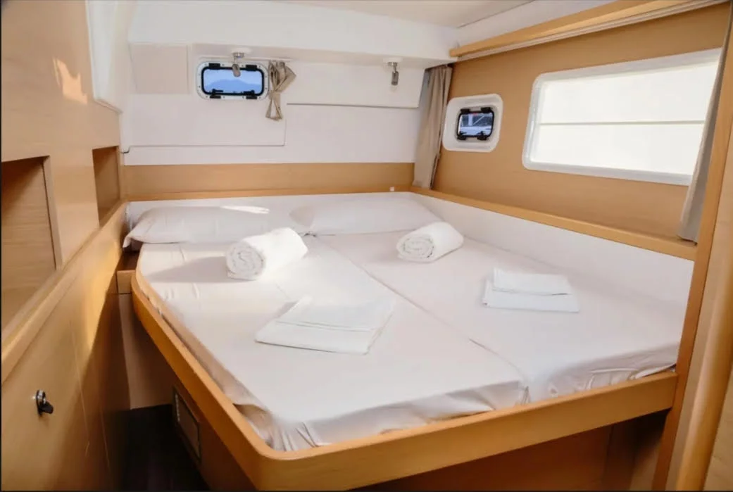 Lagoon 400 S2 (ASTRO)  - 8