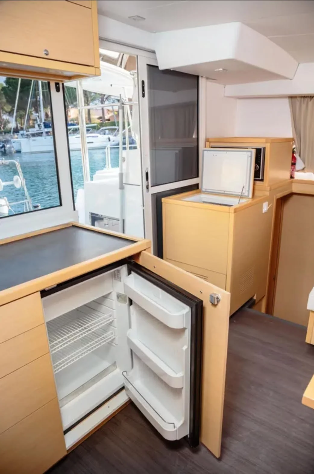 Lagoon 400 S2 (ASTRO)  - 11