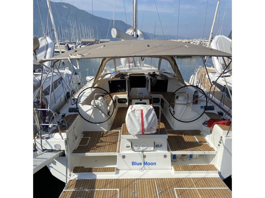 Main image - 0