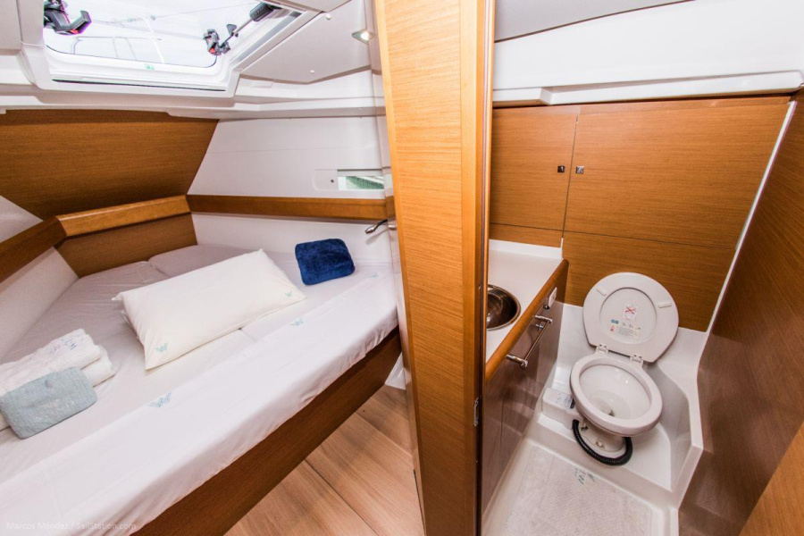 Photo #4 - Sun Odyssey 419 (Friday) in Paraty - 18592