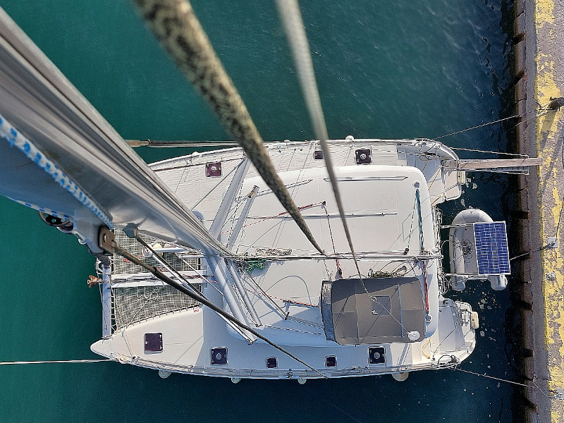 Photo #10 - Lagoon 400 (Tramontana) in Nea Peramos - 15501