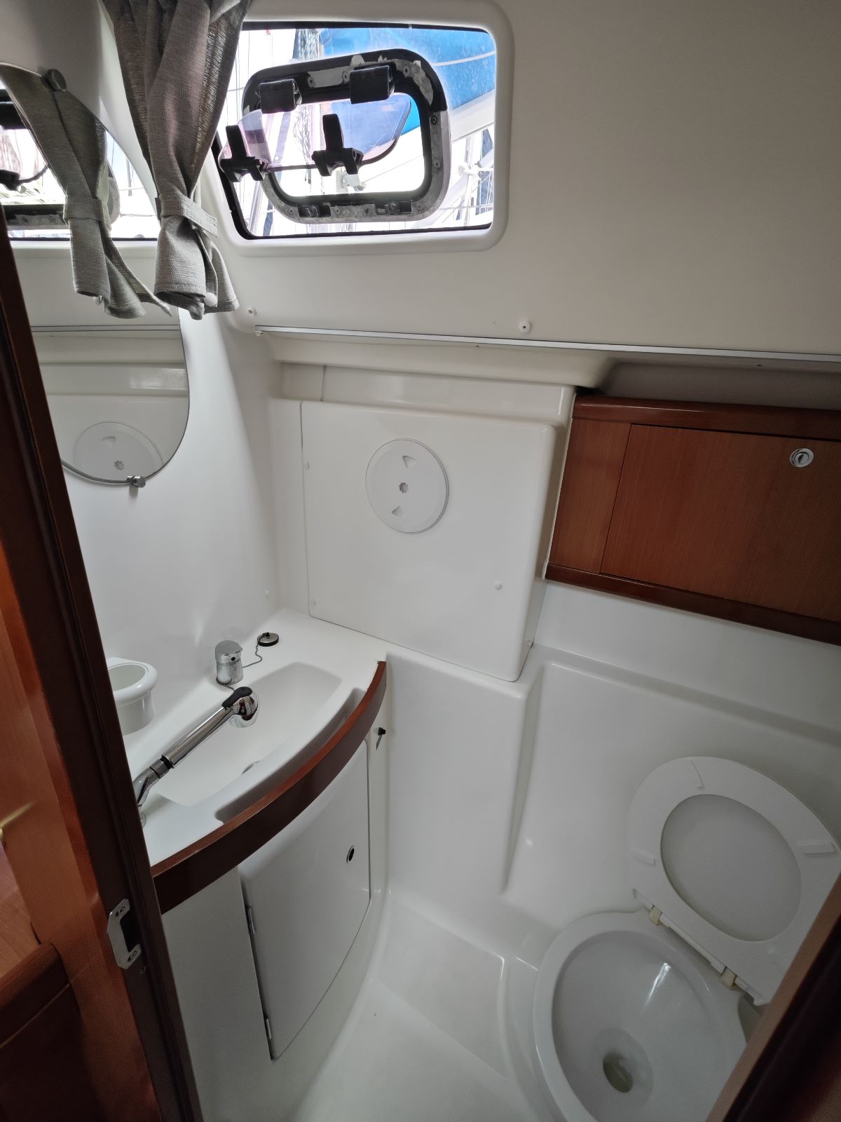Photo #6 - Beneteau 43 (Lilium) en Fethiye - 18968