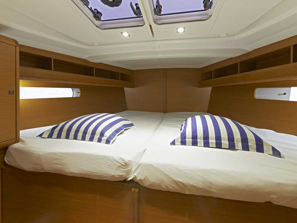 Photo #9 - Sun Odyssey 479 (YOLO) en Lefkada - 18527