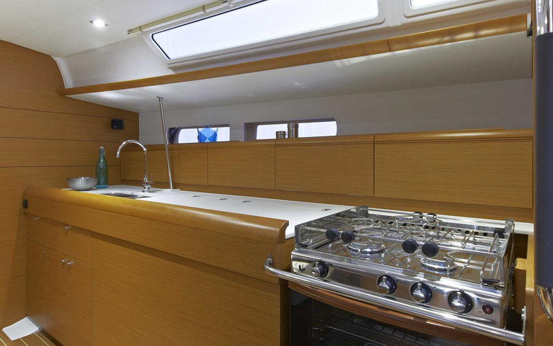 Photo #12 - Sun Odyssey 479 (YOLO) en Lefkada - 18527