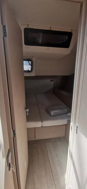 Oceanis 51.1 (LIVING IN SEA (generator, air condition, teak cockpit, pearl grey hull, 1 SUP free of charge))  - 7