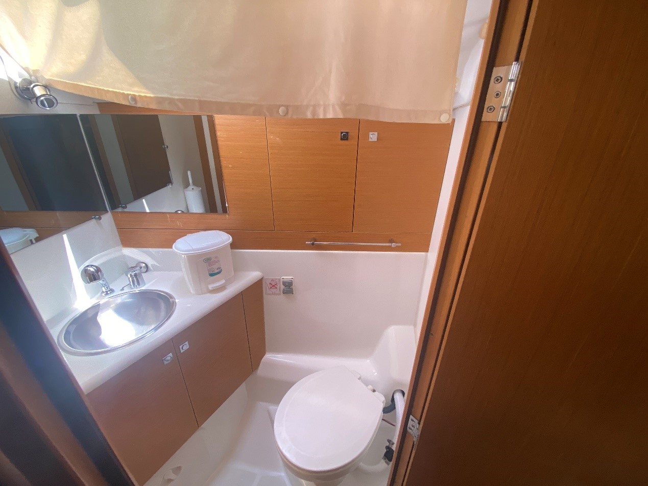 Photo #13 - Jeanneau 53 (Agios Nikolaos) in Lefkada - 13225