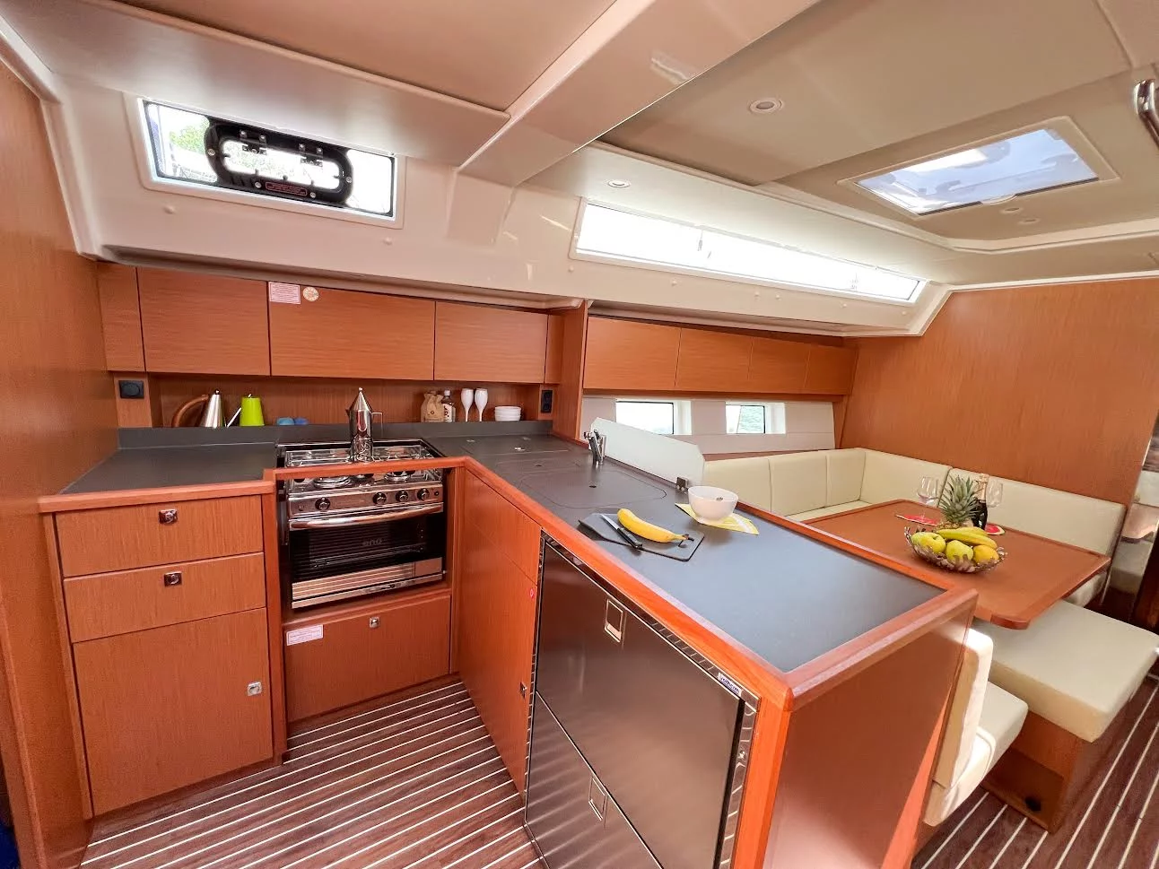 Bavaria C45 (Insolence)  - 6