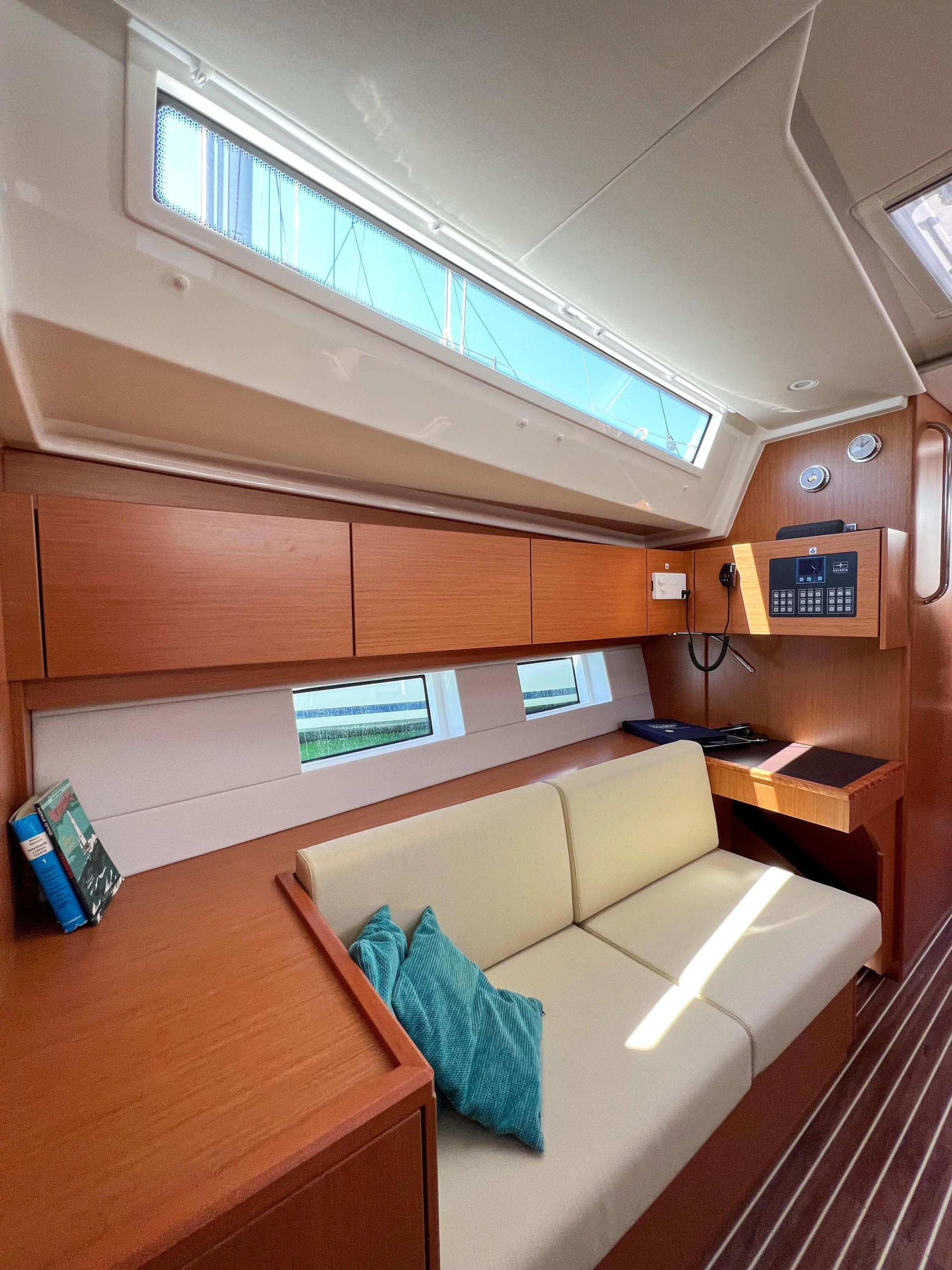 Bavaria C45 (Insolence)  - 10