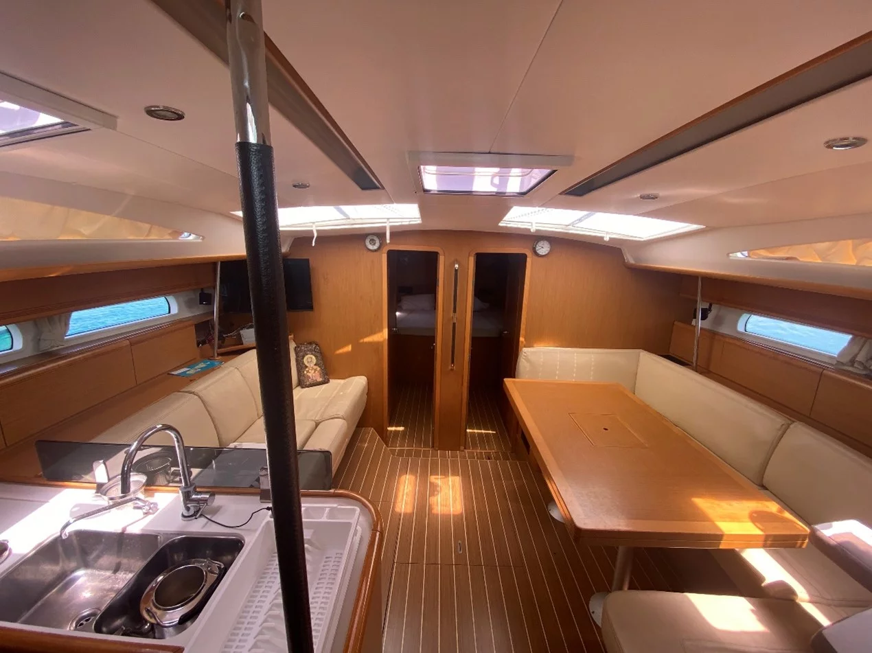 Jeanneau 53 (Agios Nikolaos) Interior image - 3