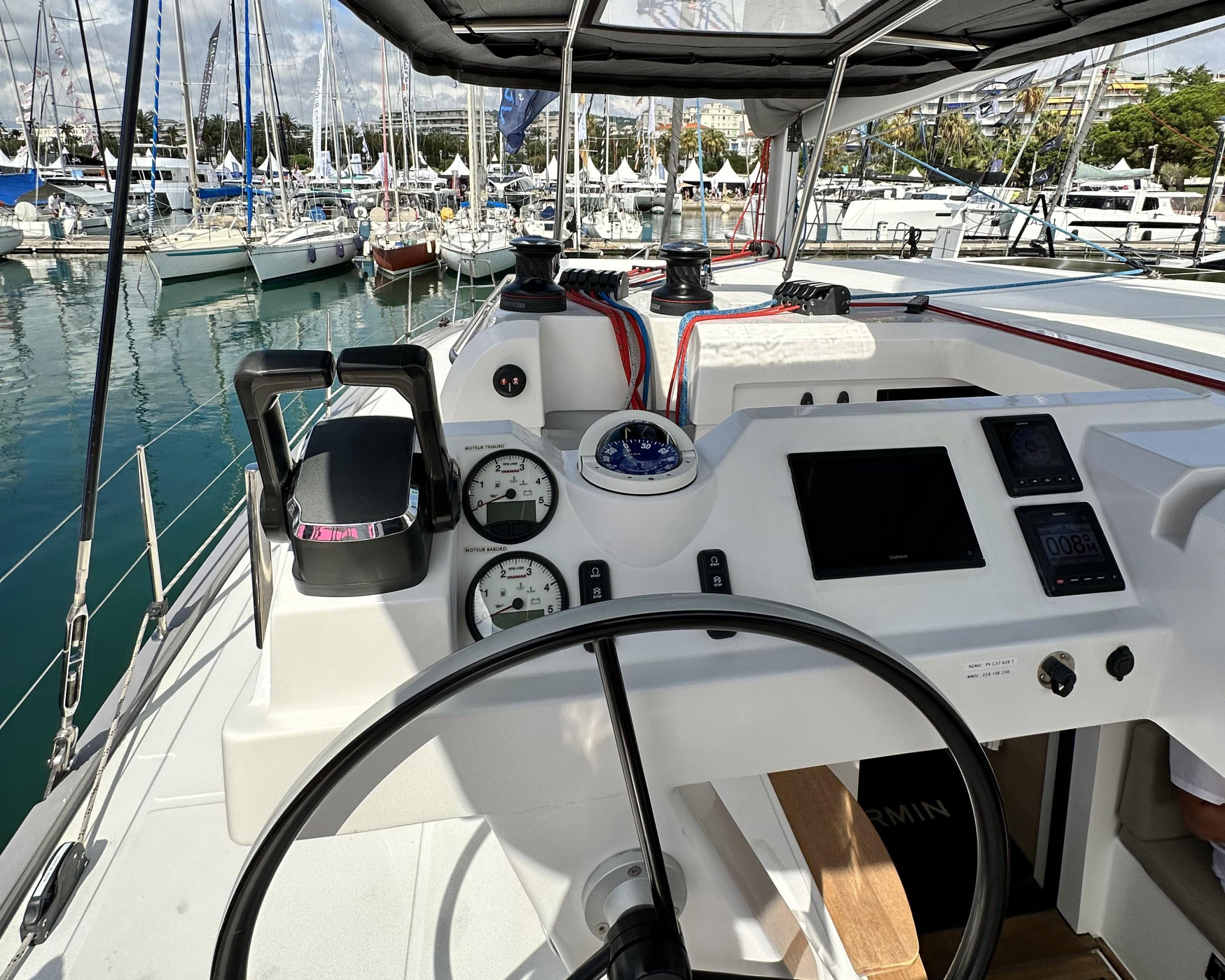Photo #10 - Aventura 37 (YaMas) in Lefkada - 20730