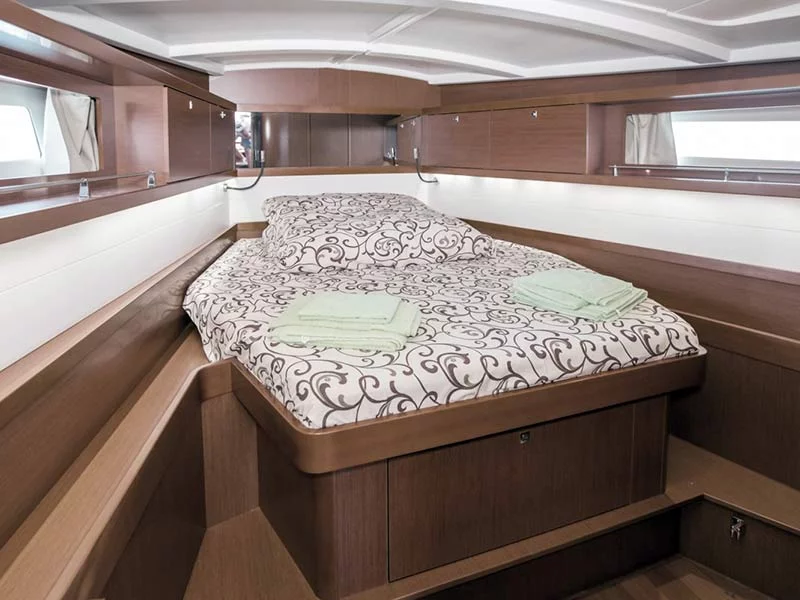 Oceanis 45, 3 cabins (Rumba)  - 4