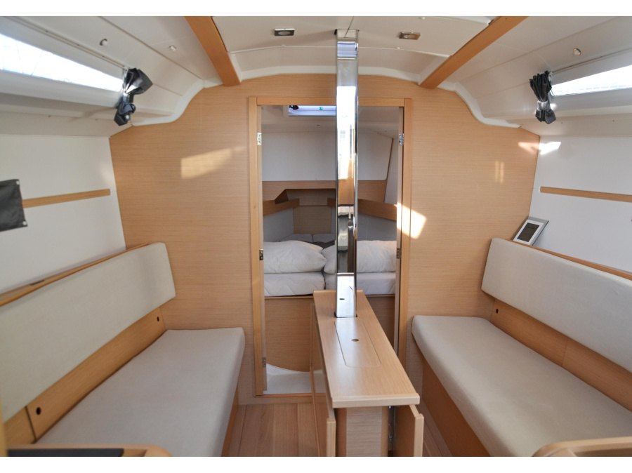 Photo #10 - Sun Odyssey 349 (My Cloud) in Roma - 17830