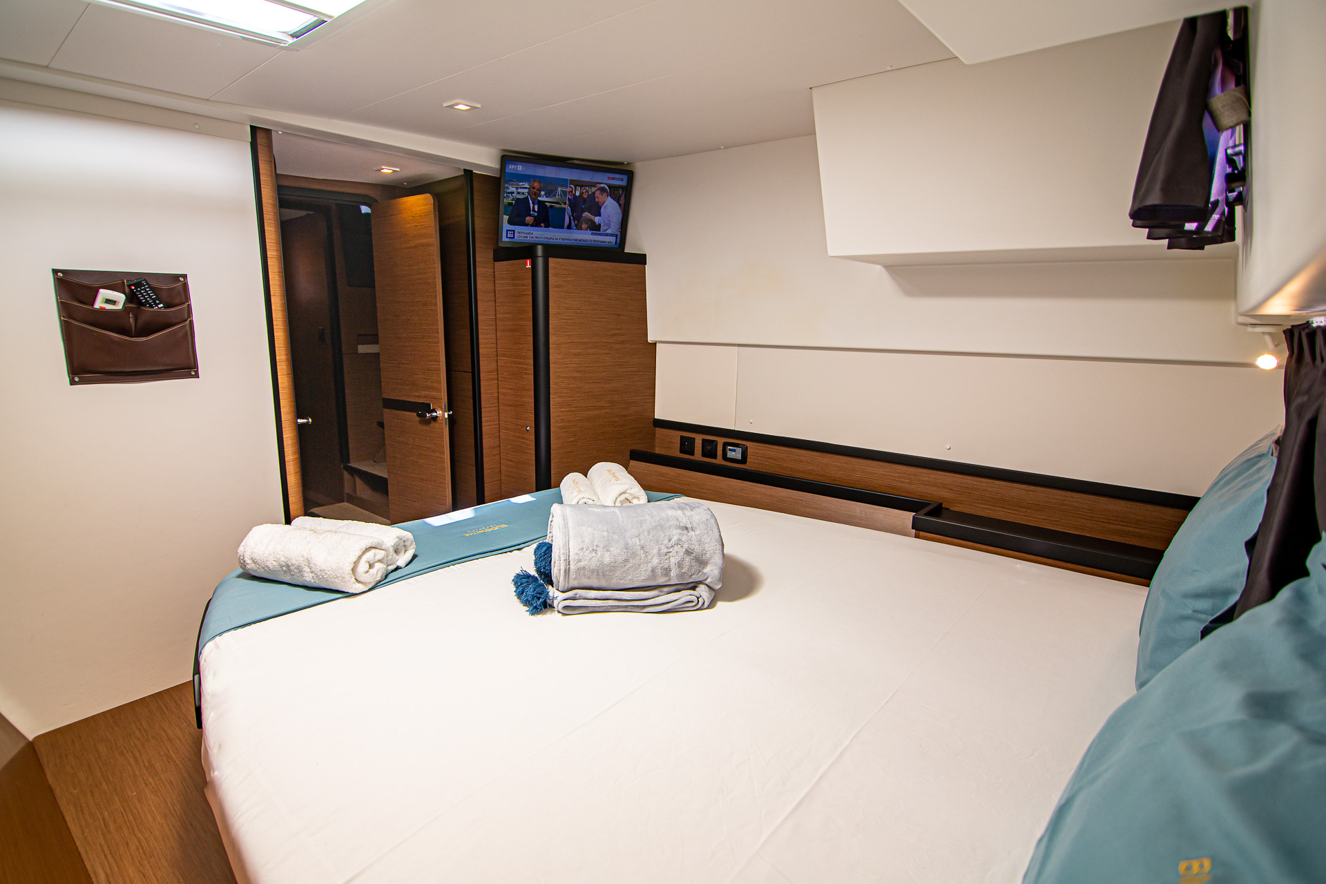 Photo #33 - Lagoon 42 (Casta Diva VIP-equipped) in Preveza - 12386