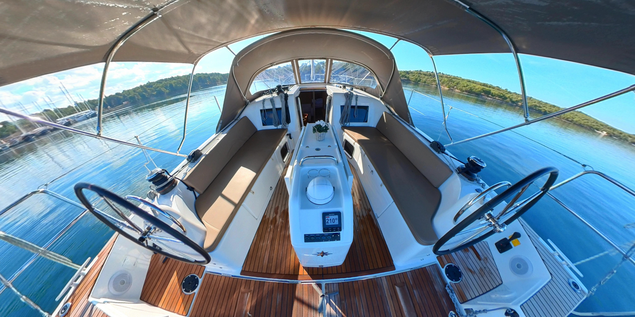 Photo #17 - Sun Odyssey 410 (EVELYNE) in Pirovac - 20037