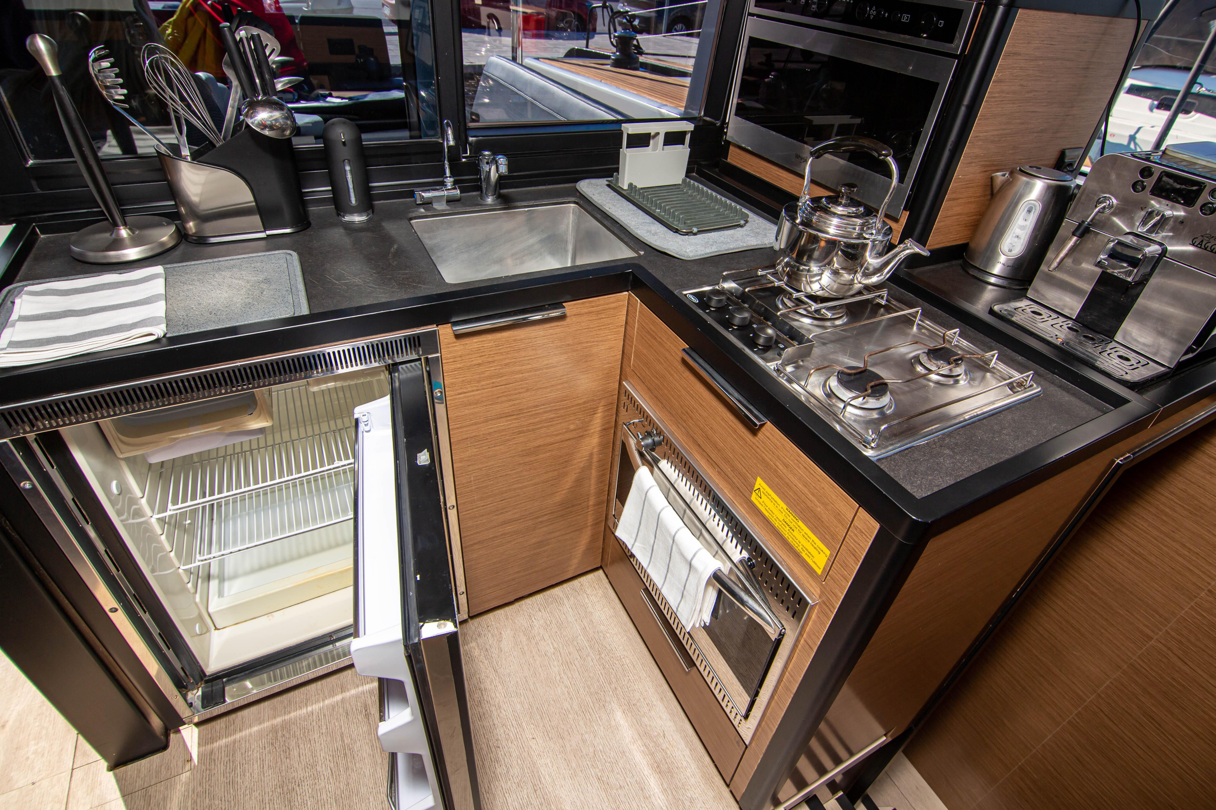 Photo #13 - Lagoon 40 (Sol Invictus VIP-equipped) in Preveza - 12387