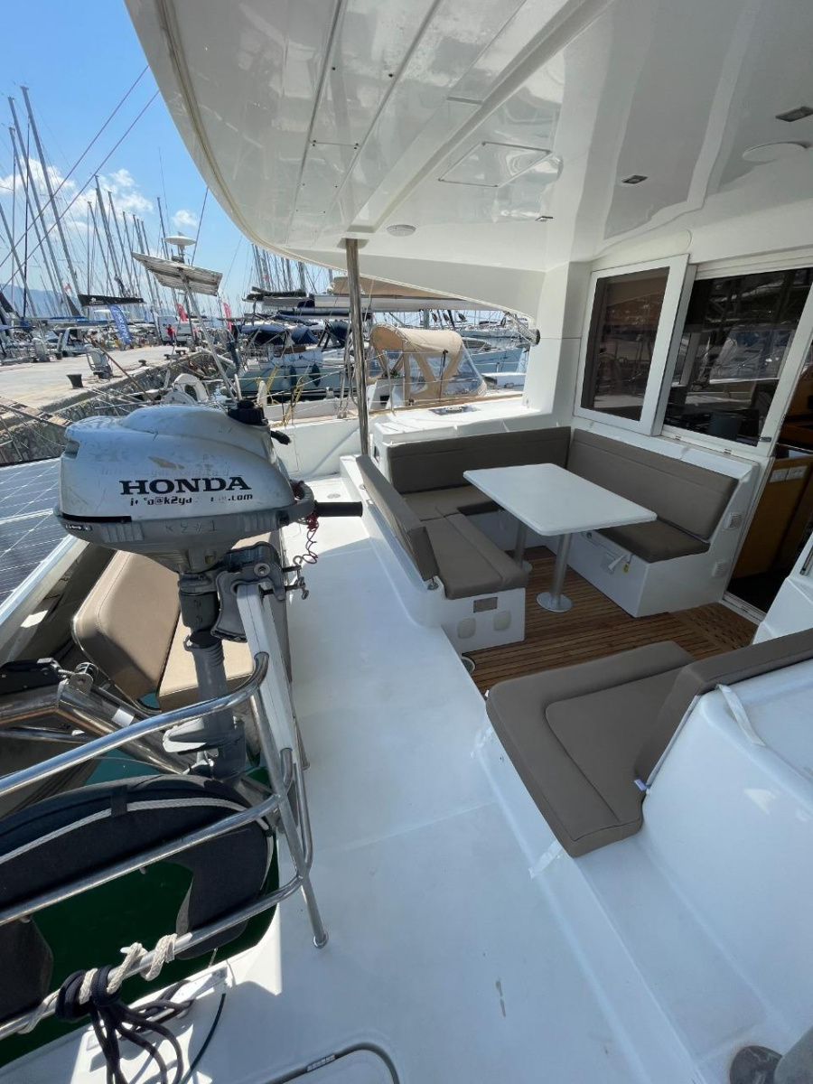 Photo #37 - Lagoon 39 (Captain Nasos) in Mykonos - 8699