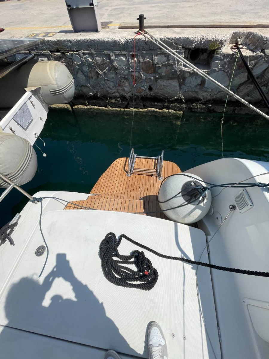 Photo #32 - Lagoon 39 (Captain Nasos) in Mykonos - 8699
