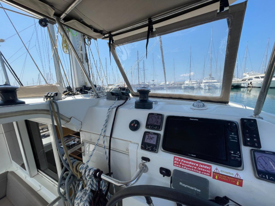 Photo #24 - Lagoon 39 (Captain Nasos) in Mykonos - 8699