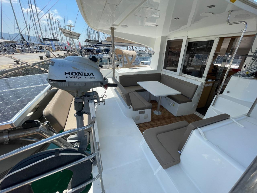 Photo #15 - Lagoon 39 (Captain Nasos) in Mykonos - 8699
