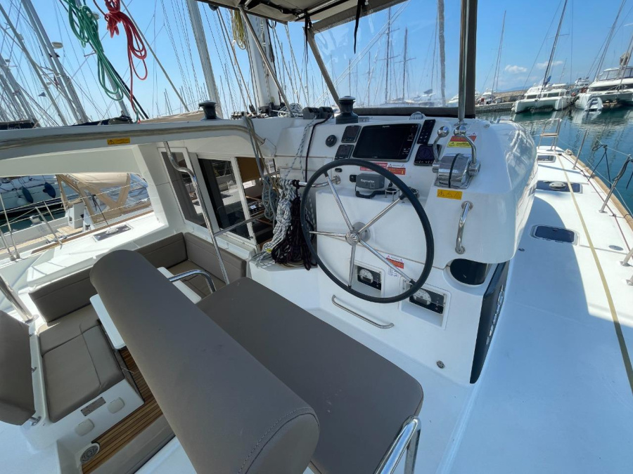 Photo #60 - Lagoon 39 (Captain Nasos) in Mykonos - 8699