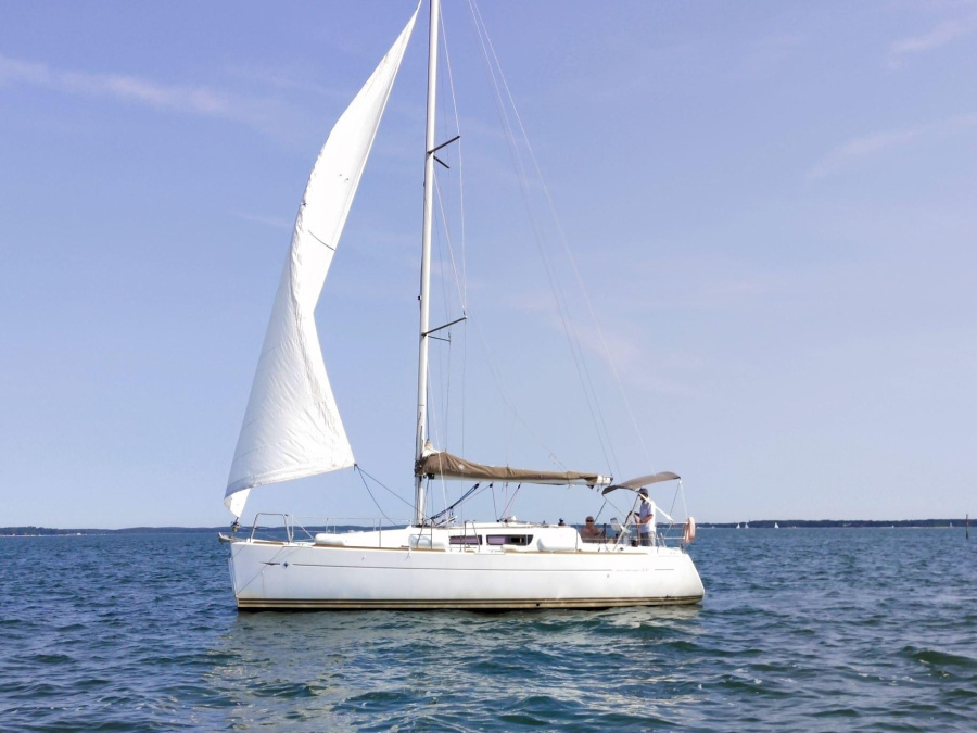 Photo #6 - Sun Odyssey 33i (Cathy) in La Rochelle - 21462