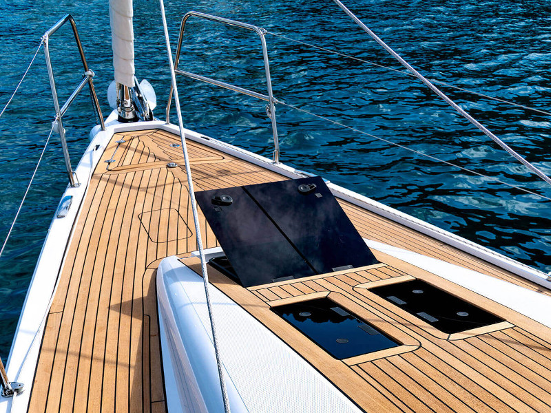 Photo #12 - Elan E5 (LINA 2020 (new sails 2024., air condition)) in Primosten - 19716