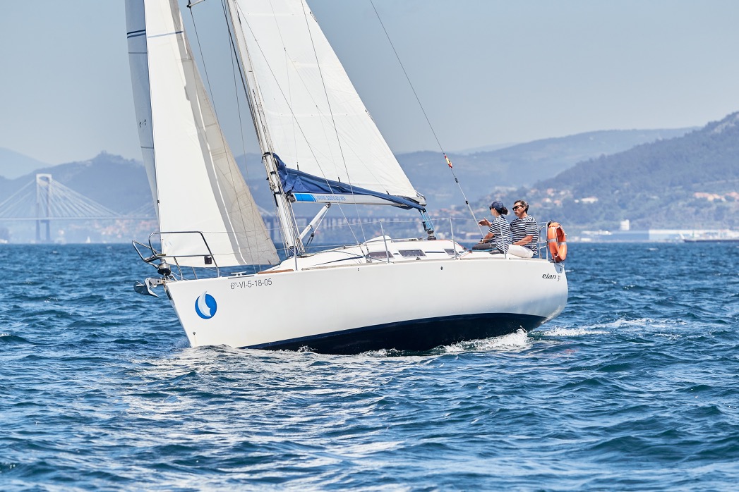 Photo #8 - Elan 31 Performance (Sailway Tres) en Vigo - 4235
