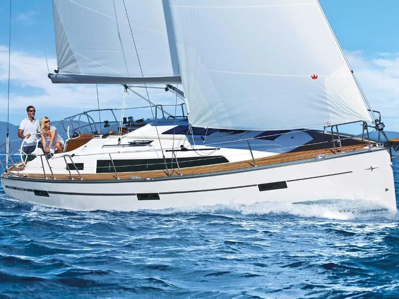 Bavaria Cruiser 37 (Qing) Main image - 0