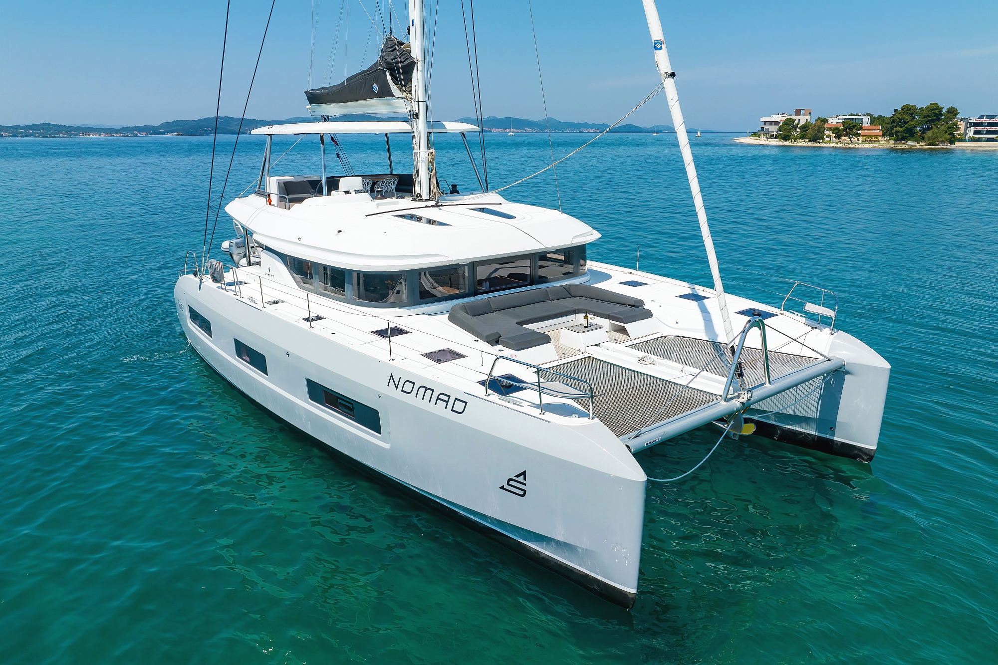Photo #128 - Lagoon 55 - Elegance line (NOMAD) en Split - 10900