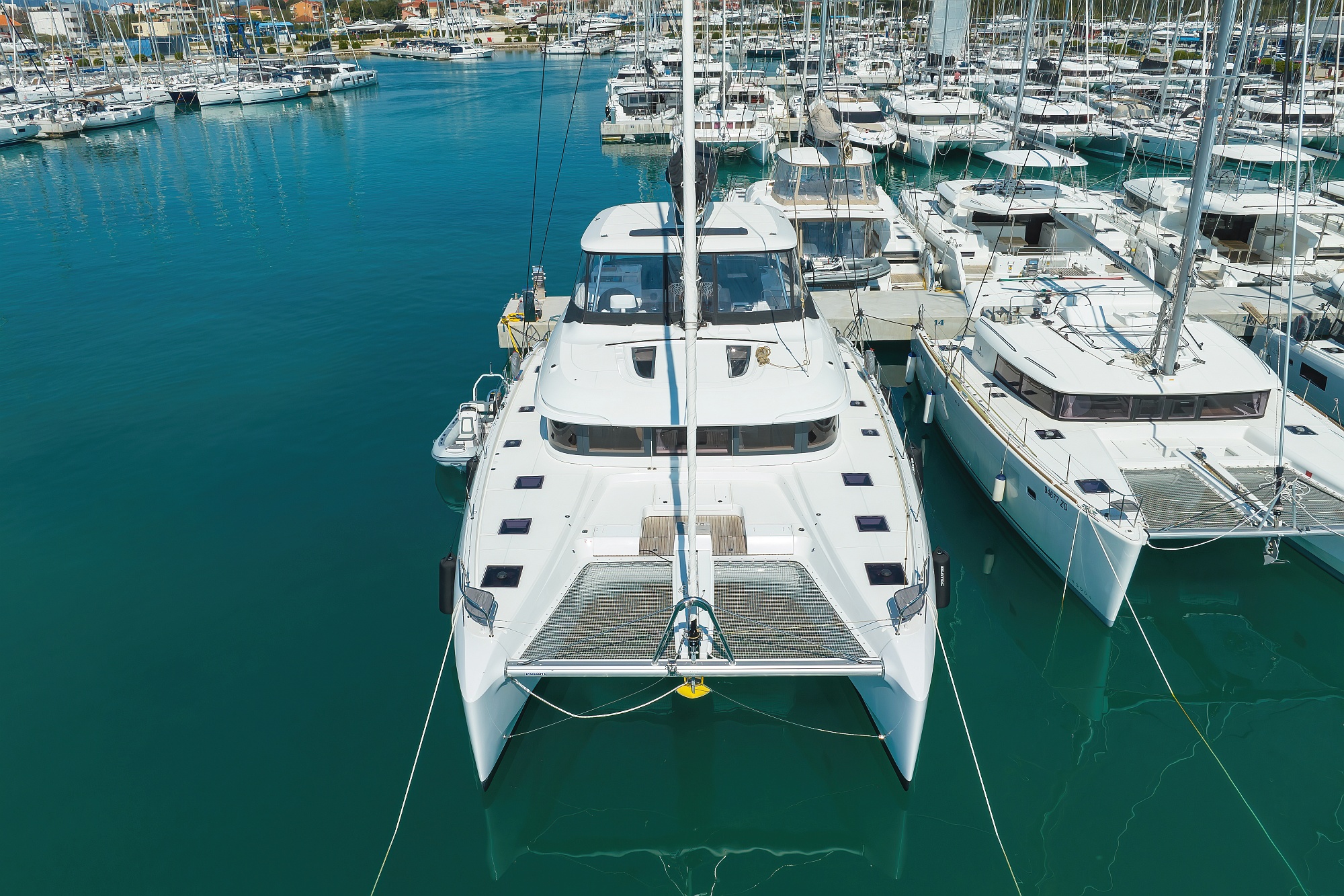 Photo #10 - Lagoon 55 - Elegance line (NOMAD) en Split - 10900
