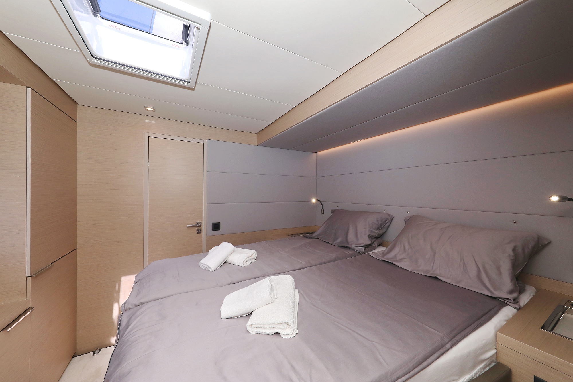 Photo #204 - Lagoon 55 - Elegance line (NOMAD) en Split - 10900
