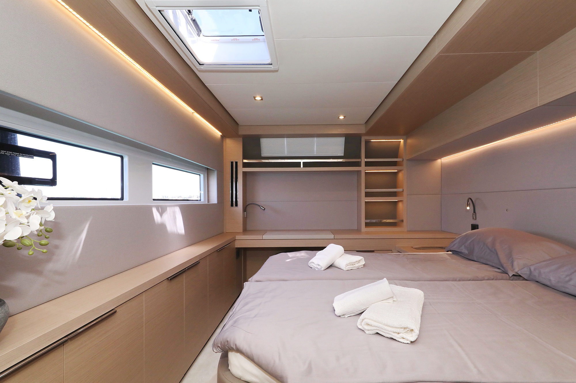 Photo #123 - Lagoon 55 - Elegance line (NOMAD) en Split - 10900