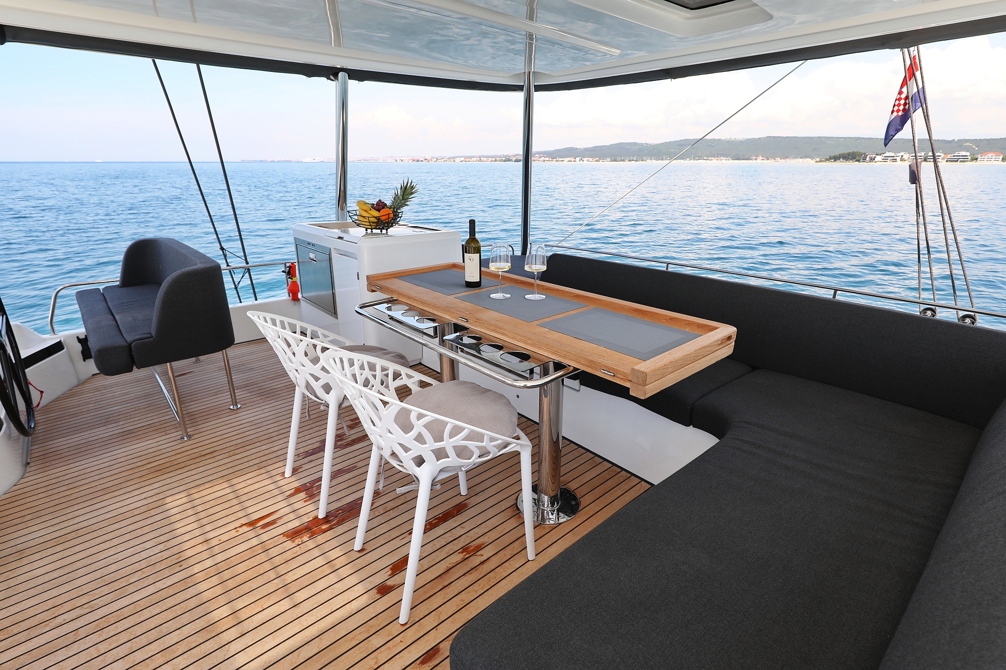 Photo #205 - Lagoon 55 - Elegance line (NOMAD) en Split - 10900