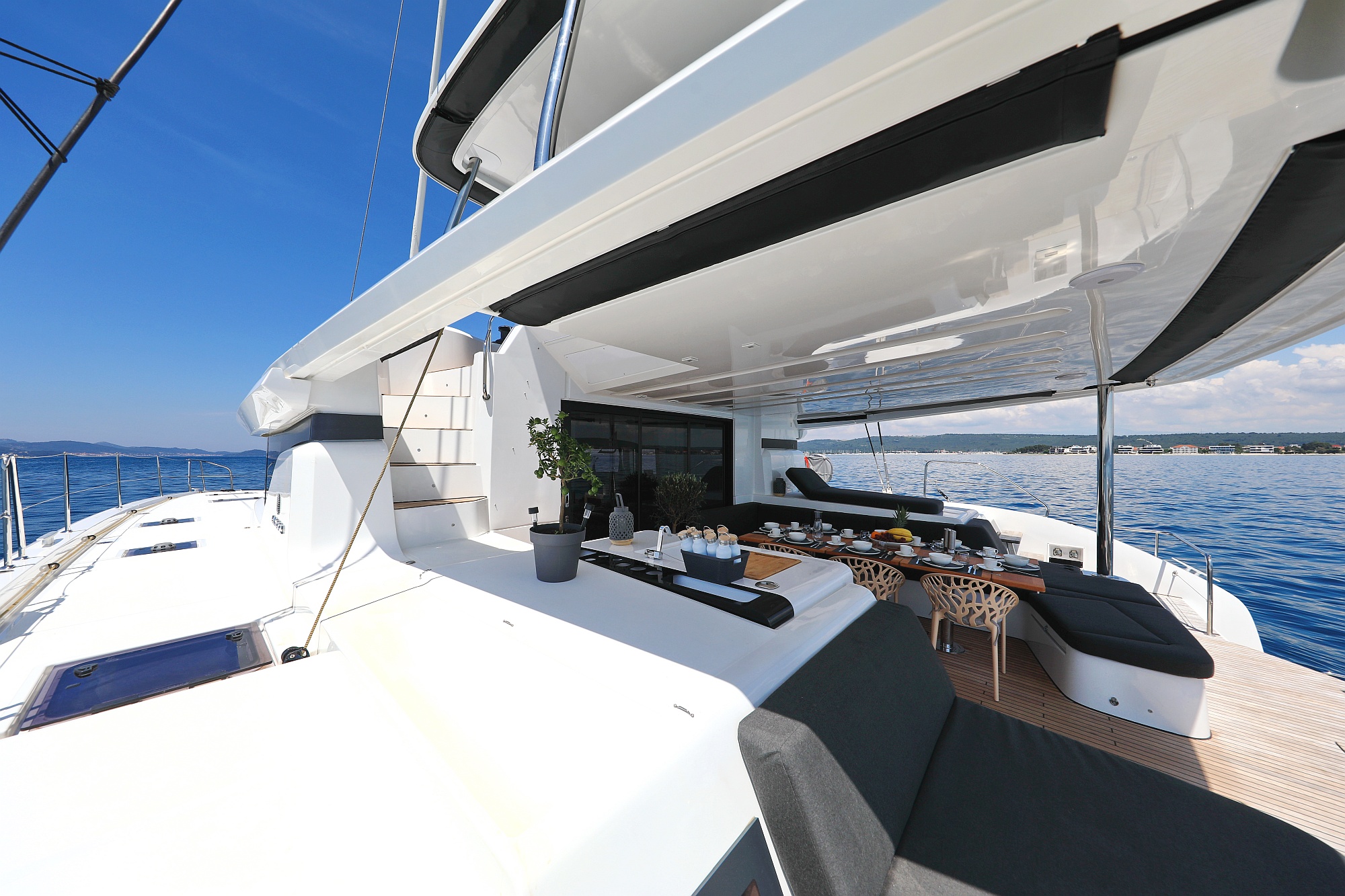 Photo #299 - Lagoon 55 - Elegance line (NOMAD) en Split - 10900