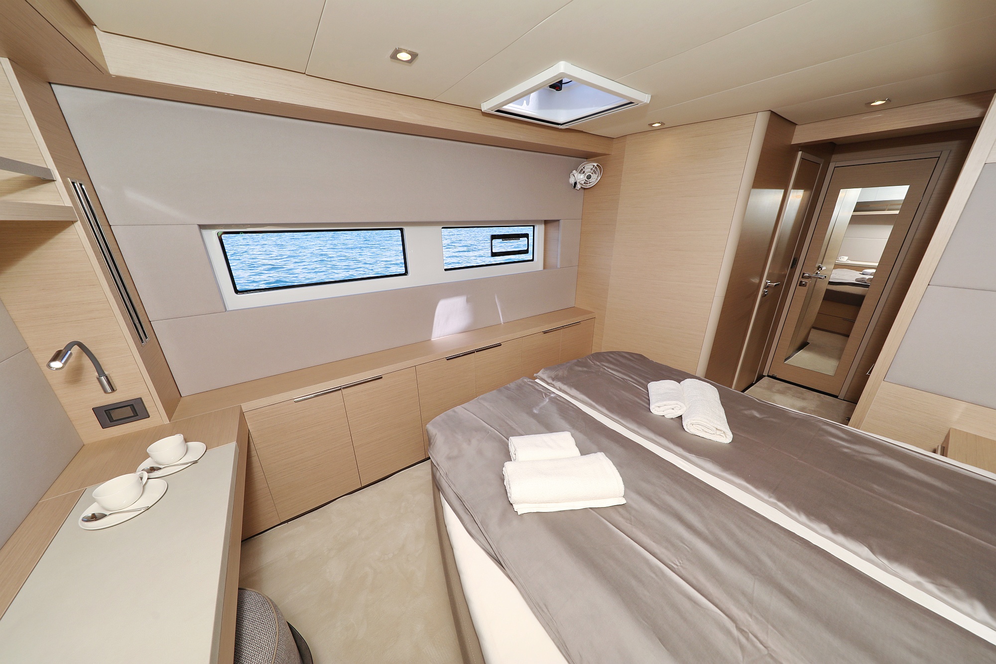 Photo #208 - Lagoon 55 - Elegance line (NOMAD) en Split - 10900