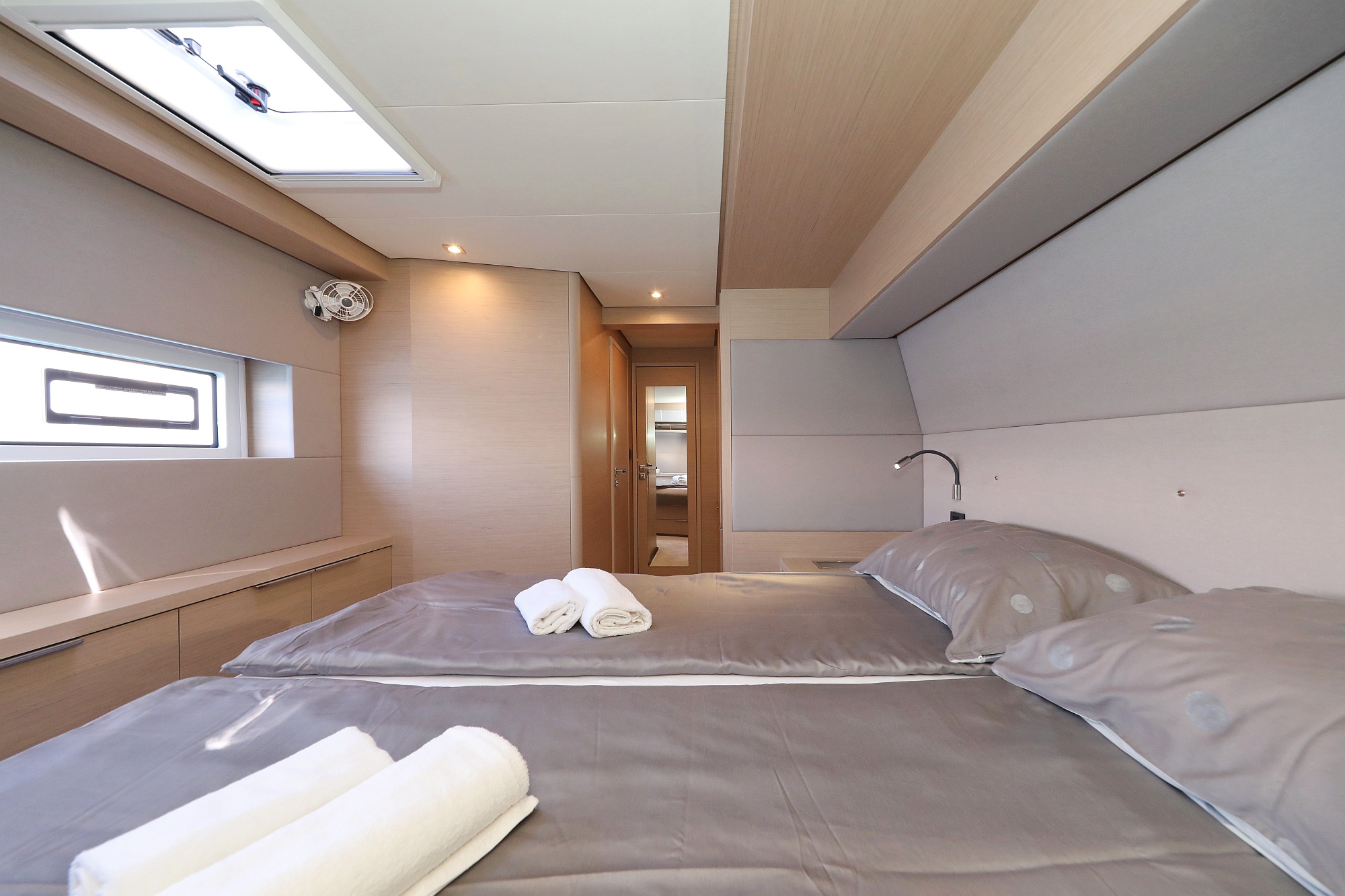 Photo #34 - Lagoon 55 - Elegance line (NOMAD) en Split - 10900