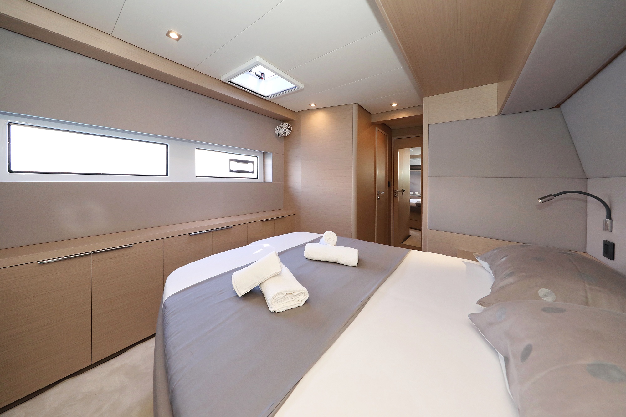 Photo #51 - Lagoon 55 - Elegance line (NOMAD) en Split - 10900