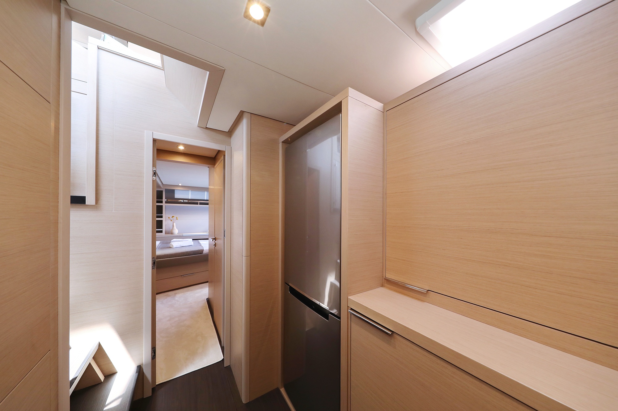 Photo #8 - Lagoon 55 - Elegance line (NOMAD) en Split - 10900