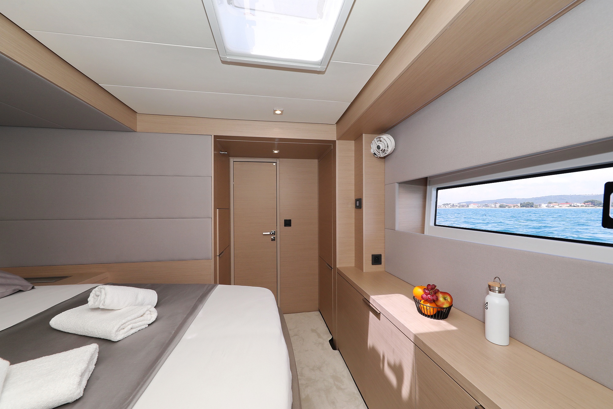 Photo #129 - Lagoon 55 - Elegance line (NOMAD) en Split - 10900